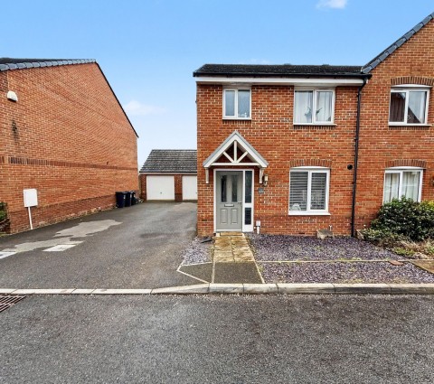 View Full Details for Weaver Crescent, Tiverton, EX16