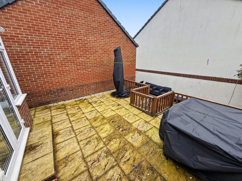 Images for Weaver Crescent, Tiverton, EX16