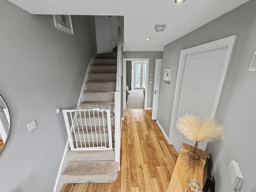 Images for Weaver Crescent, Tiverton, EX16