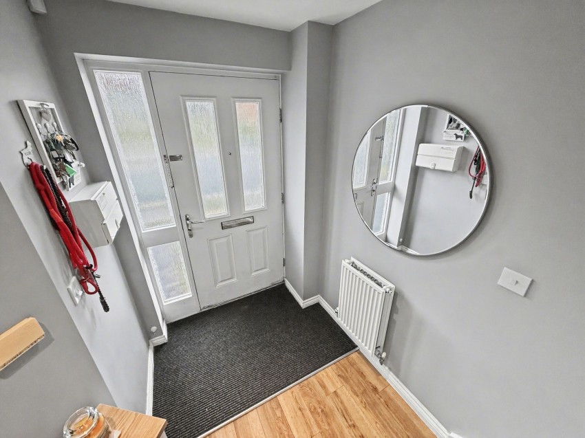 Images for Weaver Crescent, Tiverton, EX16