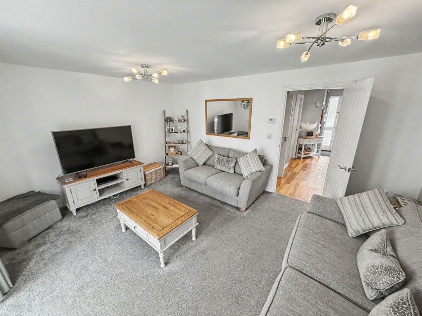 Images for Weaver Crescent, Tiverton, EX16