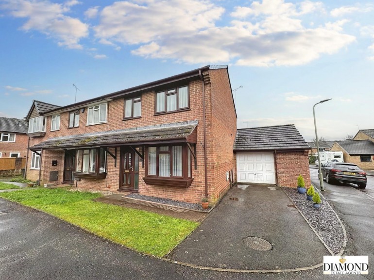 Priory Road, Tiverton, Tiverton