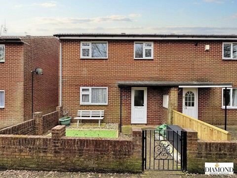 View Full Details for Cameron Close, Tiverton, Devon
