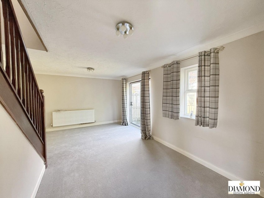 Images for Banksia Close, Tiverton