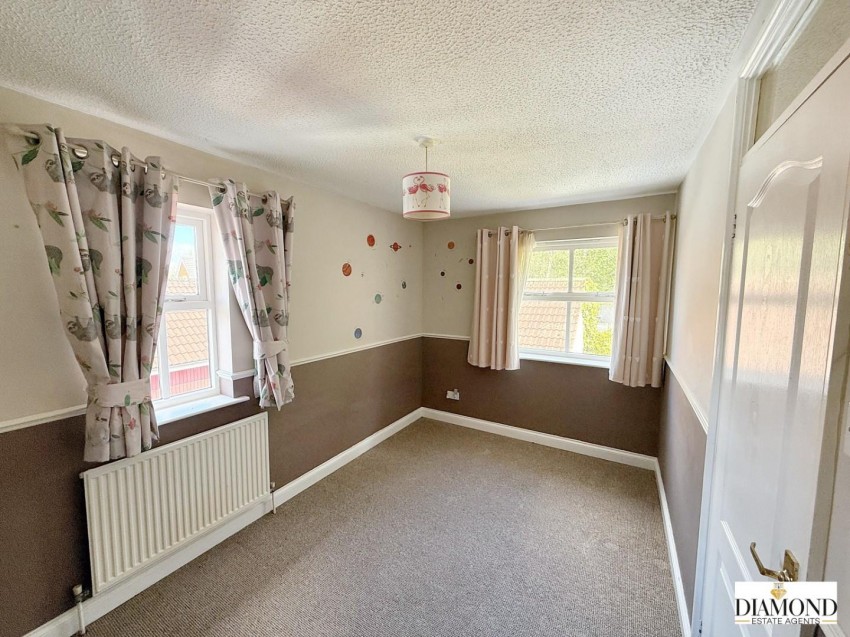 Images for Banksia Close, Tiverton
