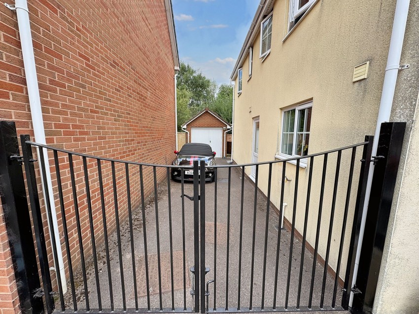 Images for Waylands Road, Tiverton, EX16