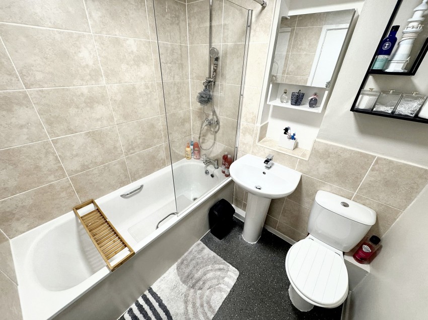 Images for Banksia Close, Tiverton, EX16