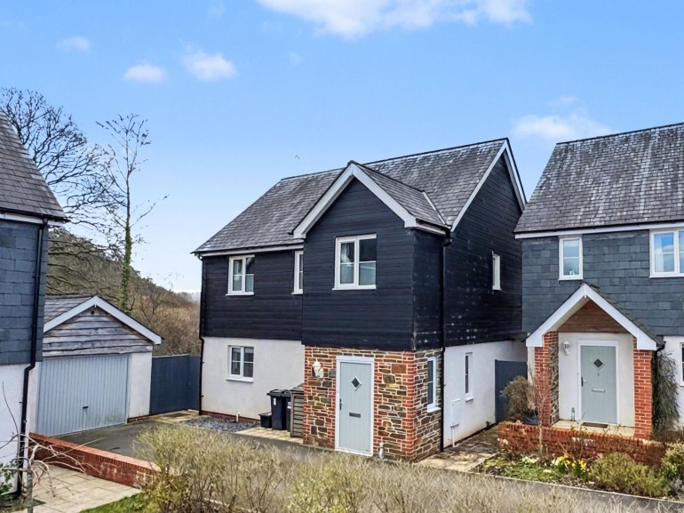 Quarryman Close, Bampton, EX16
