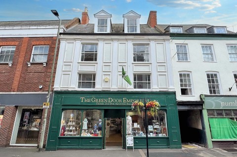 View Full Details for 35 Fore Street, Tiverton, EX16