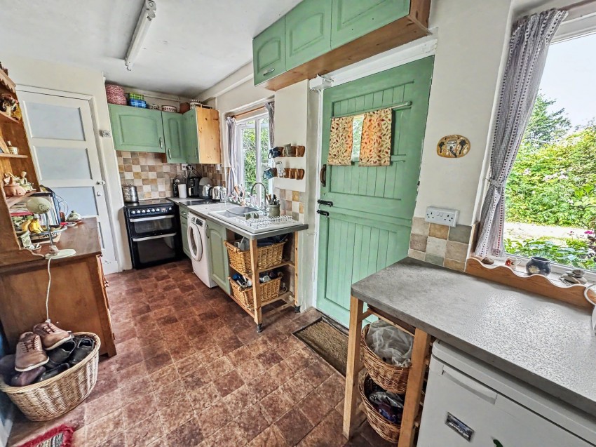 Images for Cove, Tiverton, EX16