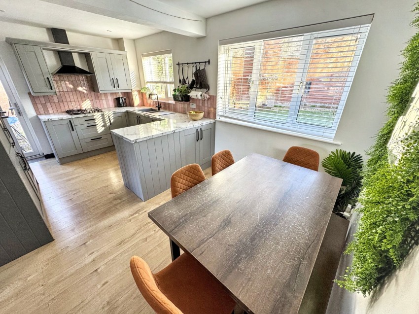 Images for Chestnut Drive, Willand, EX15