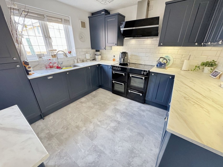 Images for Oakfields, Tiverton, EX16