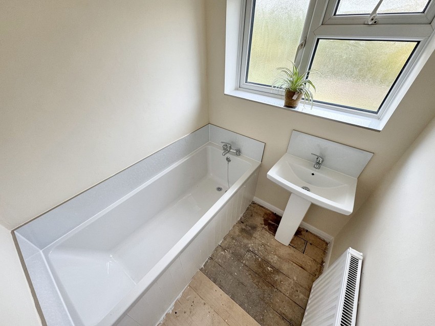 Images for Branscombe Road, Tiverton, EX16