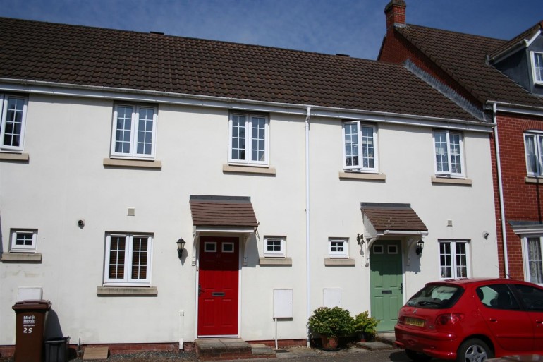 Redvers Way, Tiverton, EX16