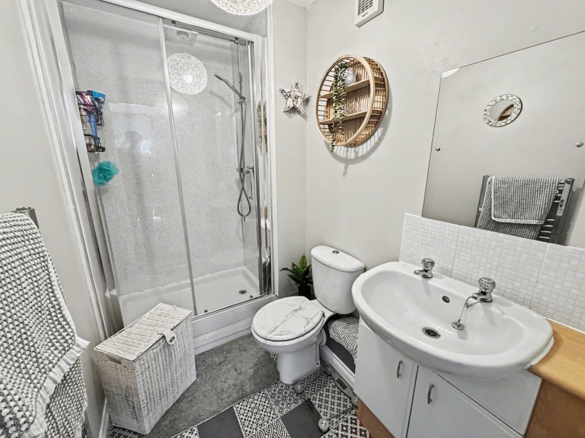 Images for Oakfields, Tiverton, EX16