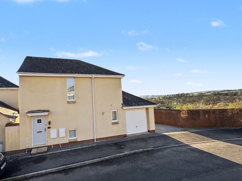 Images for Oakfields, Tiverton, EX16