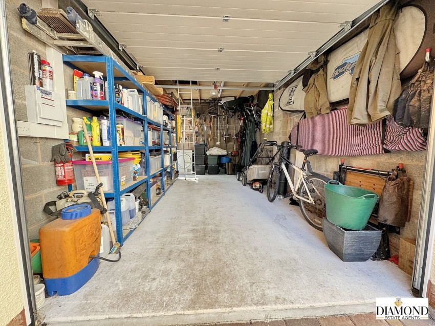 Images for Aubyns Wood Avenue, Tiverton, EX16