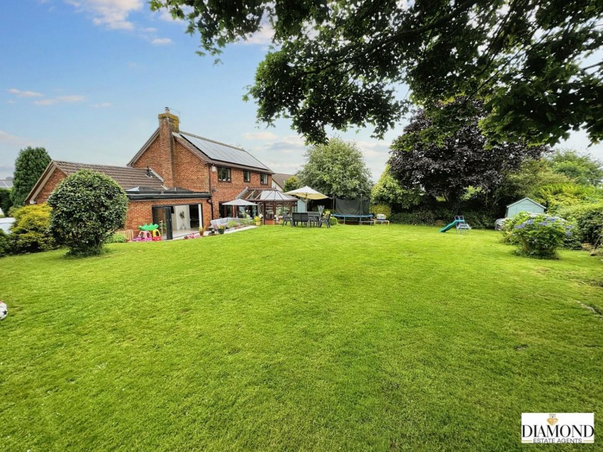 Images for Crown Hill, Halberton, EX16