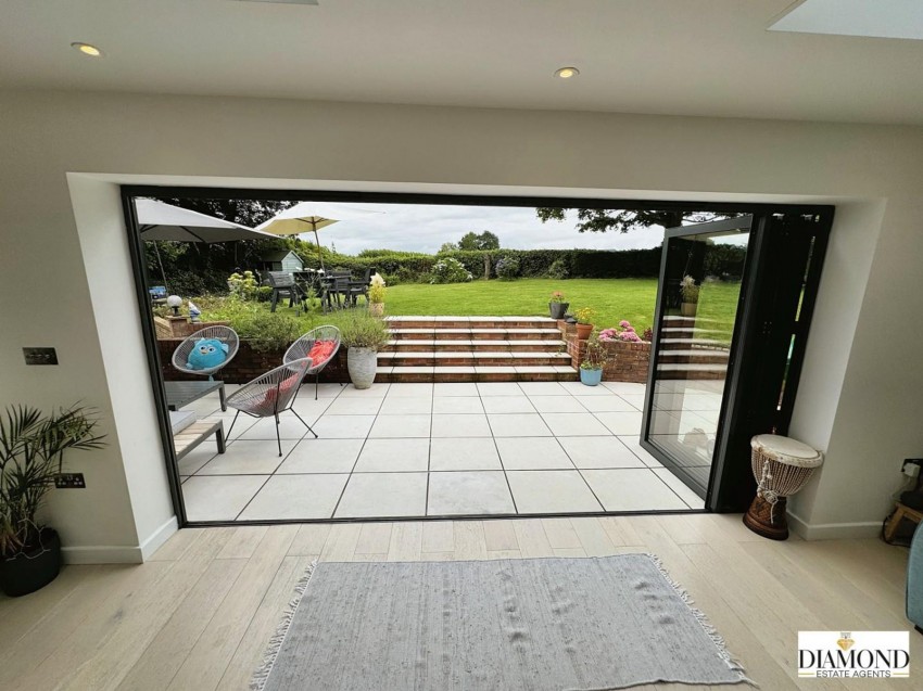 Images for Crown Hill, Halberton, EX16