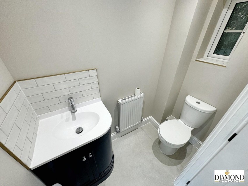 Images for Whitestone Drive, Tiverton, EX16
