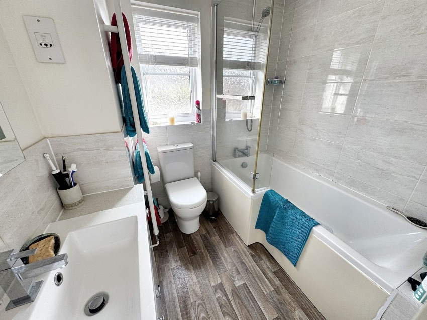 Images for Oakfields, Tiverton, EX16