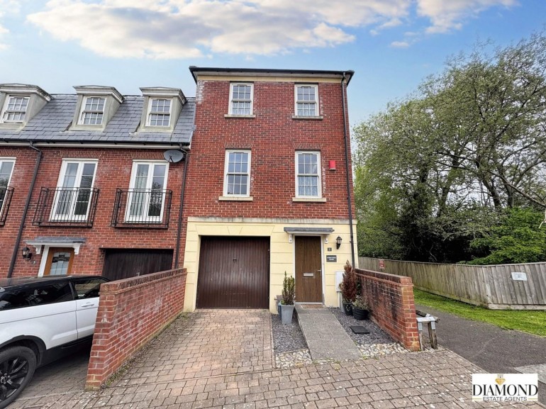 Old Mill Close, Tiverton, EX16