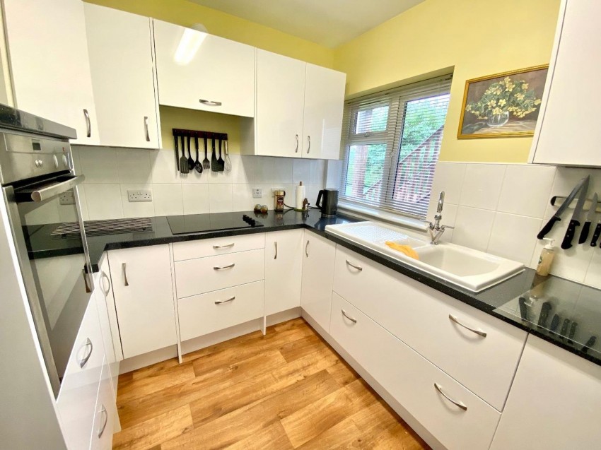 Images for Uplowman, Crosswinds, EX16