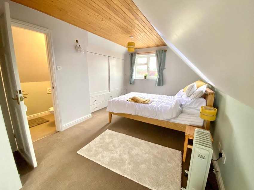 Images for Uplowman, Crosswinds, EX16