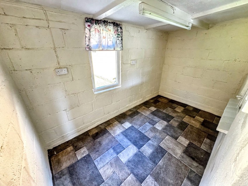 Images for Exeter Road, Tiverton, EX16