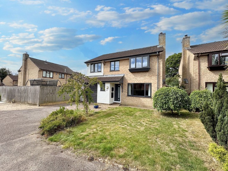 Bluebell Avenue, Tiverton, EX16